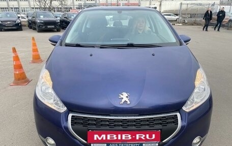 Peugeot 208 II, 2013 год, 540 000 рублей, 3 фотография