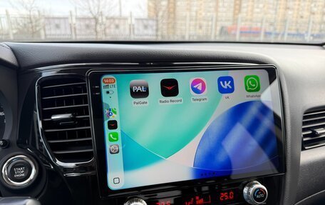 Mitsubishi Outlander III рестайлинг 3, 2021 год, 2 650 000 рублей, 21 фотография