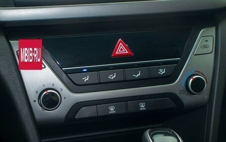 Hyundai Elantra VI рестайлинг, 2017 год, 1 499 000 рублей, 16 фотография