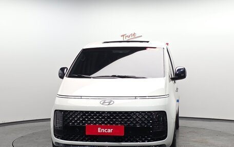 Hyundai Staria, 2024 год, 5 445 000 рублей, 4 фотография