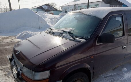Chrysler Voyager II, 1994 год, 320 000 рублей, 2 фотография