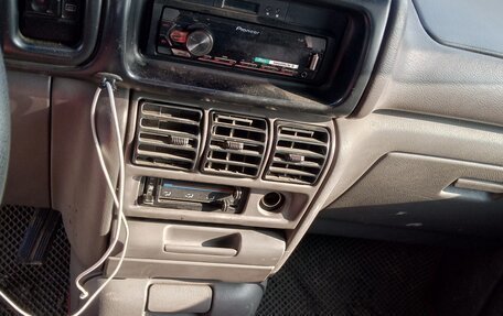 Chrysler Voyager II, 1994 год, 320 000 рублей, 17 фотография