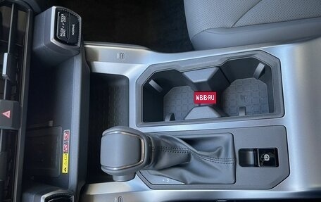 Toyota RAV4, 2026 год, 4 890 000 рублей, 27 фотография