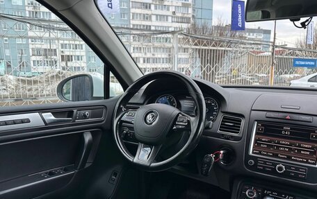 Volkswagen Touareg III, 2012 год, 2 149 000 рублей, 12 фотография