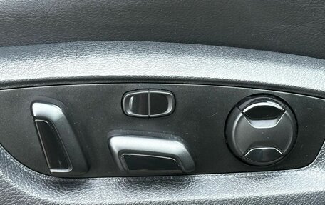 Volkswagen Touareg III, 2012 год, 2 149 000 рублей, 30 фотография