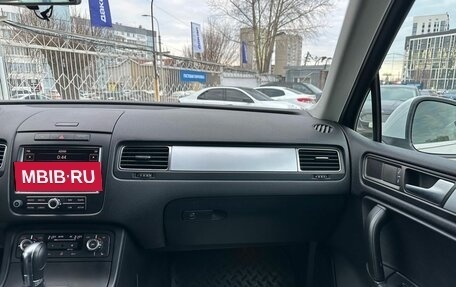 Volkswagen Touareg III, 2012 год, 2 149 000 рублей, 26 фотография