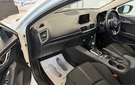 Mazda Axela, 2017 год, 1 299 999 рублей, 12 фотография