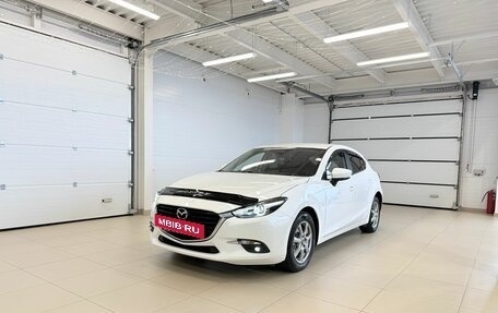 Mazda Axela, 2017 год, 1 299 999 рублей, 2 фотография