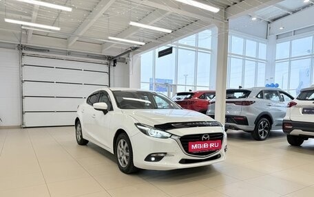 Mazda Axela, 2017 год, 1 299 999 рублей, 8 фотография