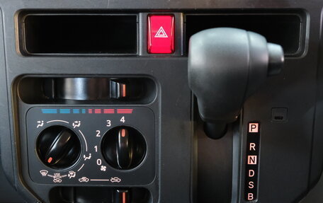 Toyota Roomy I, 2020 год, 1 399 000 рублей, 16 фотография