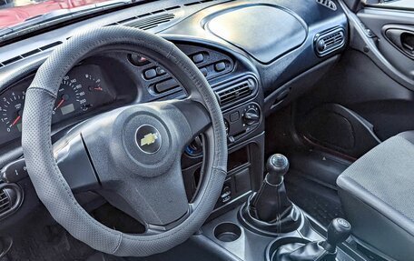 Chevrolet Niva I рестайлинг, 2017 год, 755 000 рублей, 6 фотография