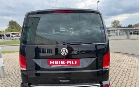 Volkswagen Multivan T6 рестайлинг, 2021 год, 5 300 000 рублей, 7 фотография