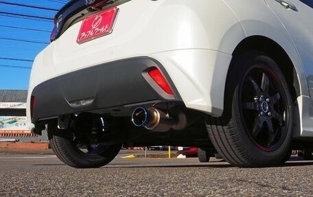 Toyota Yaris, 2022 год, 1 195 000 рублей, 12 фотография