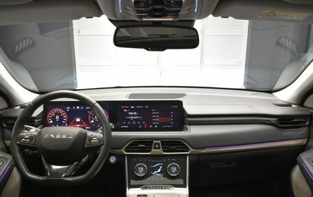 CheryExeed TXL, 2022 год, 2 349 000 рублей, 13 фотография