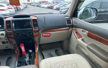 Toyota Land Cruiser Prado 120 рестайлинг, 2004 год, 1 799 000 рублей, 15 фотография