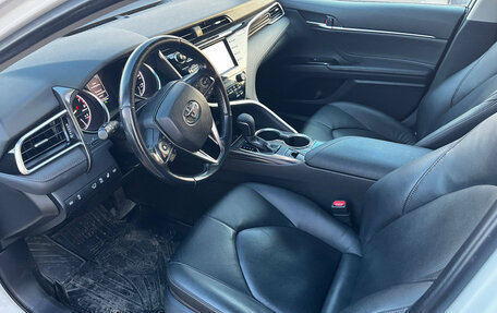 Toyota Camry, 2020 год, 3 150 000 рублей, 13 фотография