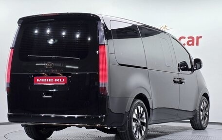 Hyundai Staria, 2025 год, 5 536 000 рублей, 3 фотография