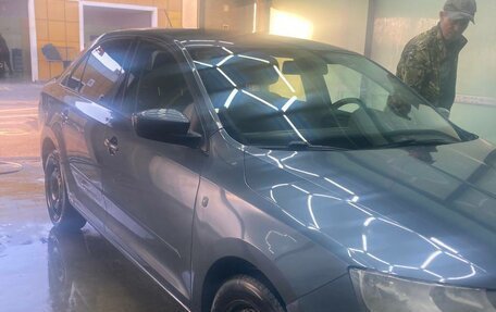 Skoda Rapid I, 2014 год, 930 000 рублей, 4 фотография