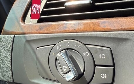 BMW 3 серия, 2011 год, 1 700 000 рублей, 22 фотография