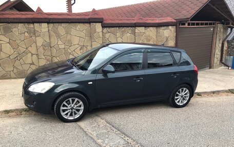 KIA cee'd I рестайлинг, 2009 год, 860 000 рублей, 13 фотография