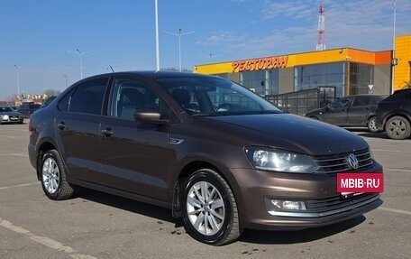 Volkswagen Polo VI (EU Market), 2017 год, 1 450 000 рублей, 2 фотография