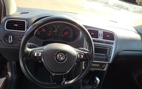 Volkswagen Polo VI (EU Market), 2017 год, 1 450 000 рублей, 17 фотография