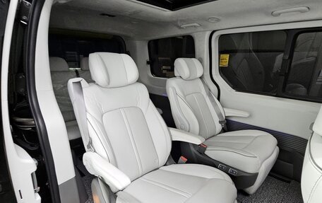 Hyundai Staria, 2024 год, 5 552 000 рублей, 12 фотография