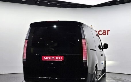 Hyundai Staria, 2024 год, 5 552 000 рублей, 3 фотография