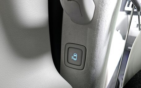 Hyundai Staria, 2024 год, 5 552 000 рублей, 17 фотография