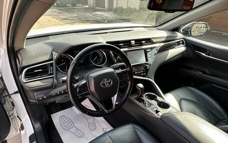 Toyota Camry, 2018 год, 2 465 000 рублей, 12 фотография