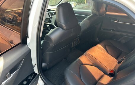 Toyota Camry, 2018 год, 2 465 000 рублей, 13 фотография