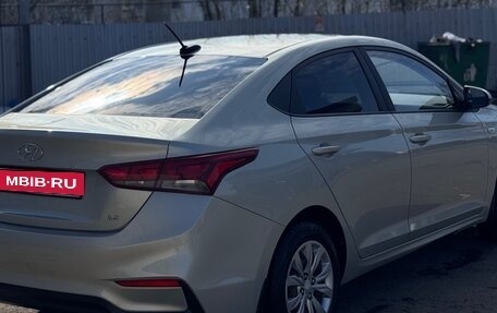 Hyundai Solaris II рестайлинг, 2018 год, 1 420 000 рублей, 3 фотография