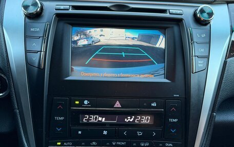 Toyota Camry, 2015 год, 2 125 000 рублей, 10 фотография