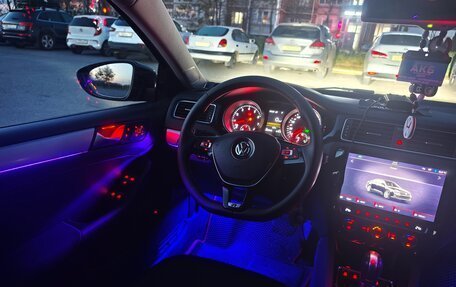 Volkswagen Jetta VI, 2011 год, 1 000 000 рублей, 6 фотография