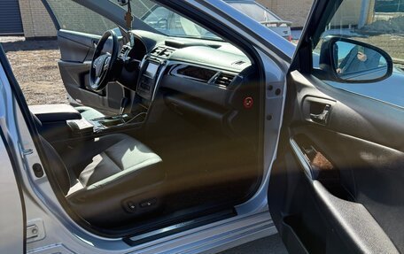 Toyota Camry, 2015 год, 2 125 000 рублей, 13 фотография