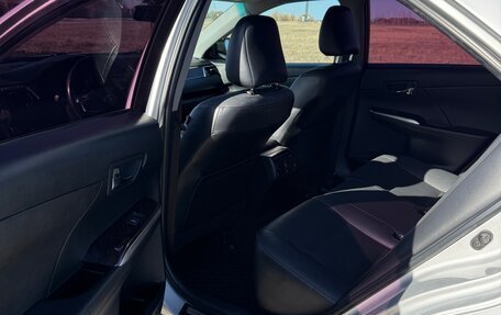 Toyota Camry, 2015 год, 2 125 000 рублей, 14 фотография