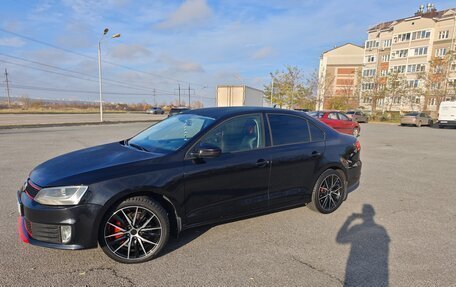 Volkswagen Jetta VI, 2011 год, 1 000 000 рублей, 10 фотография