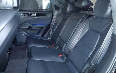 Porsche Cayenne III, 2024 год, 22 500 000 рублей, 26 фотография