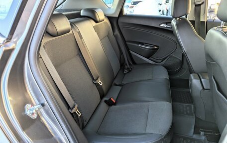 Opel Astra J, 2011 год, 530 000 рублей, 12 фотография