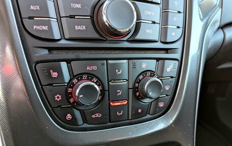 Opel Astra J, 2011 год, 530 000 рублей, 17 фотография