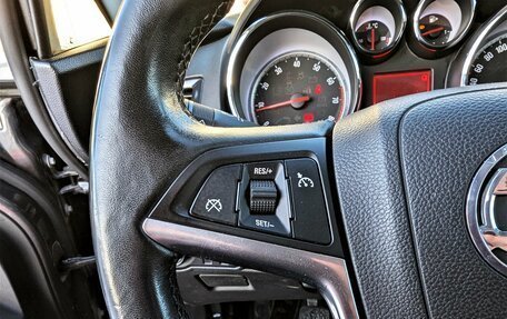 Opel Astra J, 2011 год, 530 000 рублей, 20 фотография