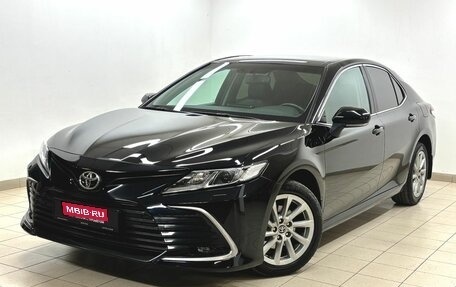 Toyota Camry, 2021 год, 3 050 000 рублей, 1 фотография