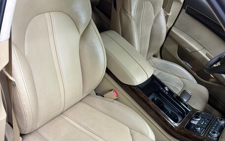 Audi A8, 2014 год, 2 300 000 рублей, 14 фотография