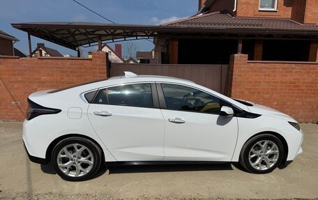 Chevrolet Volt II, 2017 год, 1 950 000 рублей, 5 фотография