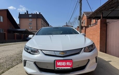 Chevrolet Volt II, 2017 год, 1 950 000 рублей, 3 фотография
