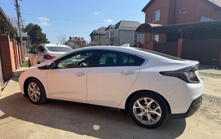 Chevrolet Volt II, 2017 год, 1 950 000 рублей, 15 фотография
