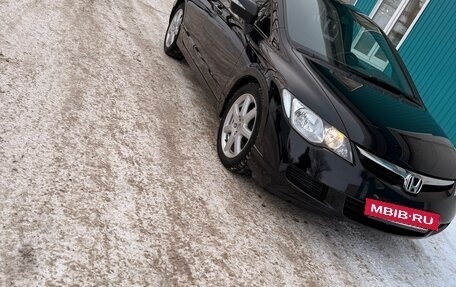 Honda Civic VIII, 2007 год, 900 000 рублей, 3 фотография