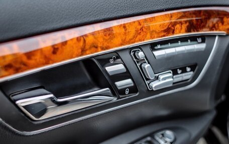 Mercedes-Benz S-Класс, 2009 год, 1 900 000 рублей, 13 фотография