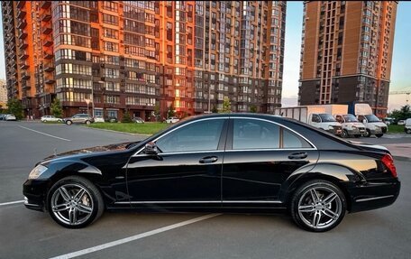 Mercedes-Benz S-Класс, 2009 год, 1 900 000 рублей, 21 фотография