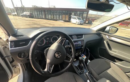 Skoda Octavia, 2018 год, 1 700 000 рублей, 14 фотография